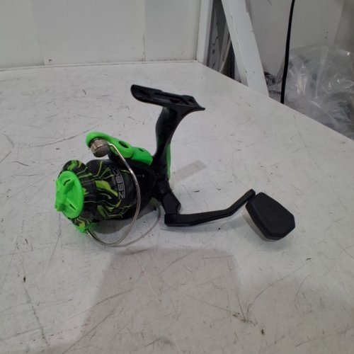 ZEBCO ROAM ICE FISHING REEL - 4.3:1 GEAR RATIO - BLACK AND GREEN image 4