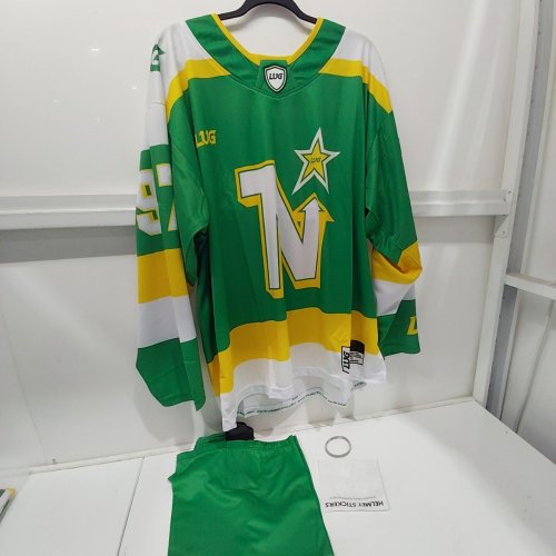 MENS LUG NORTHERN STARS HOCKEY JERSEY AND SOCKS - #97 - LARGE - GREEN image 2