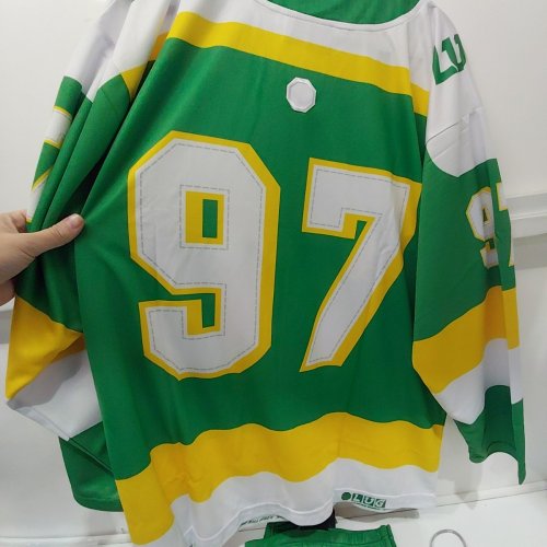 MENS LUG NORTHERN STARS HOCKEY JERSEY AND SOCKS - #97 - LARGE - GREEN image 5