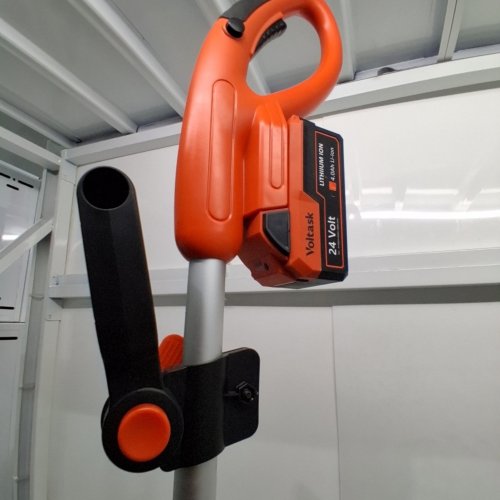 VOLTASK CORDLESS ELECTRIC SNOW SHOVEL WITH BATTERY & CHARGER - 16" - 48V - BLACK/ORANGE (MODEL: SS-40A) image 2