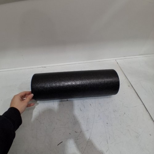 AMAZON BASICS HIGH-DENSITY ROUND FOAM ROLLER - 18'' - BLACK image 2