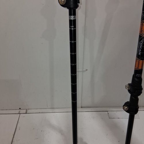 2PC CASCADE MOUNTAIN TECH ADJUSTABLE QUICK-LOCK ALUMINUM TREKKING POLES, EXTENDS TO 54" - BLACK/ORANGE (MODEL: TP-AL-QL-EVA-3) image 3