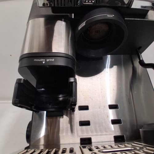 NINJA LUXE CAFE ESSENTIAL SERIES 3-IN-1 COFFEE GRINDER, MILK FROTHER, AND DRIP COFFEE ESPRESSO MACHINE - SILVER/BLACK - (MODEL: ES501C) image 8