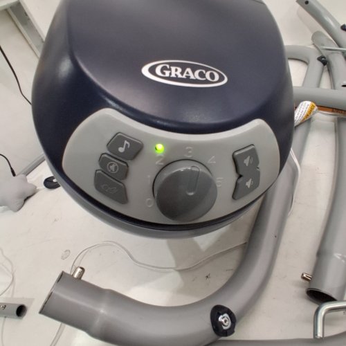 GRACO SIMPLE SWAY LX SWING WITH MULTI-DIRECTION SEAT, 10 SONGS, 5 NATURE SOUNDS, 6 SWING SPEED AND 2 SPEED VIBRATION - GREY - (MODEL: 2143050) image 2
