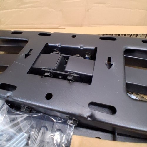 MONTEK HEAVY DUTY FULL MOTION TV WALL MOUNT FOR 37"-90" - BLACK (MODEL: HW1270) image 3