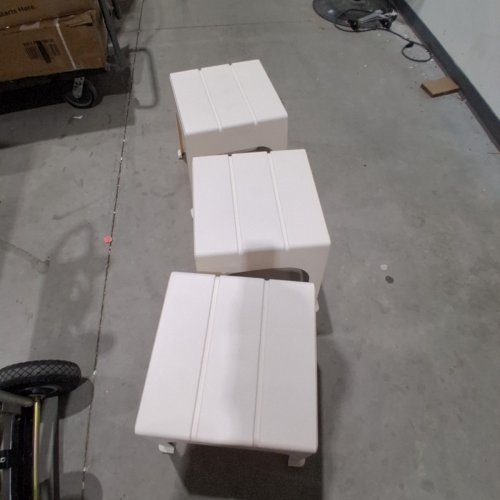 3PK ROOM ESSENTIALS RESIN PATIO ACCENT TABLE - CREAM (MODEL: 009-02-5197) image 3