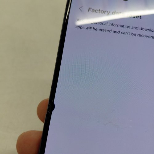 SAMSUNG GALAXY Z FLIP5 256GB GRAPHITE, 6.7" DYNAMIC AMOLED MAIN DISPLAY , 3.4" COVER SCREEN WITH 12+12 MP CAMERA, 8GB RAM, IPX8 RATING (MODEL : ‎SM-F731WZAAXAC) image 8