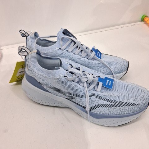 WOMEN'S AVIA PERFORMANCE SNEAKERS - SIZE 9 - BLUE image 2
