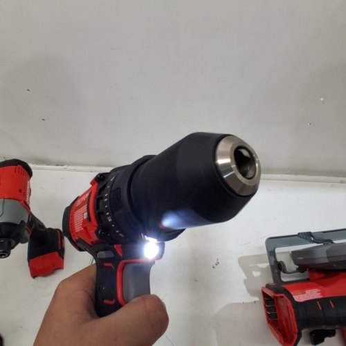 4PC CRAFTSMAN V20 MAX CORDLESS POWER TOOL KIT, CIRCULAR SAW WITH 6 1/2" BLADE, 1/4" IMPACT DRIVER, 1/2" DRILL/DRIVER, LED TASK LIGHT, BATTERY/CHARGER INCLUDED - RED /BLACK - (MODEL:CMCK401D2AM) image 13