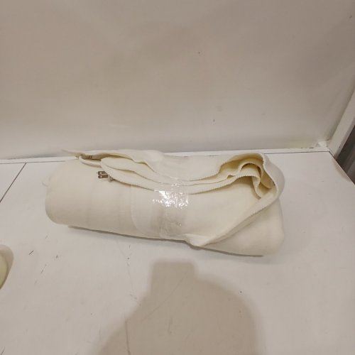 EARTHLITE MASSAGE TABLE WARMER - 30" X 71" - CREAM image 6
