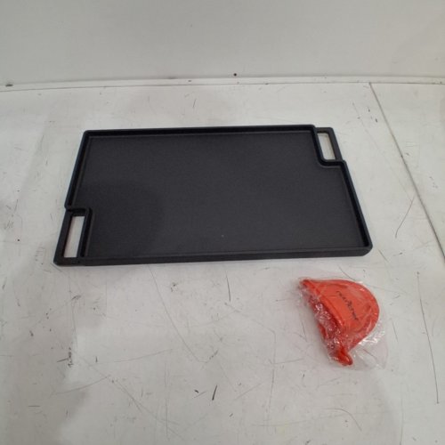 NUTRICHEF CAST IRON REVERSIBLE GRIDDLE GRILL PLATE - 18" X 10" - BLACK (MODEL: NCCIRG59) image 2