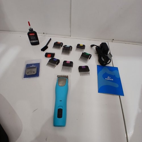 11PC FUZZYFIX PROFESSIONAL BLUEWAVE PET CLIPPER GROOMING SET - 12 V, 1.5A - BLUE (MODEL: PC615UX) image 4