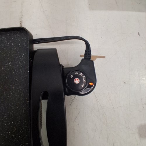 STARFRIT THE ROCK ELECTRIC NON-STICK FAMILY SIZE GRIDDLE - 19" X 13" - BLACK (MODEL: 024402) image 2