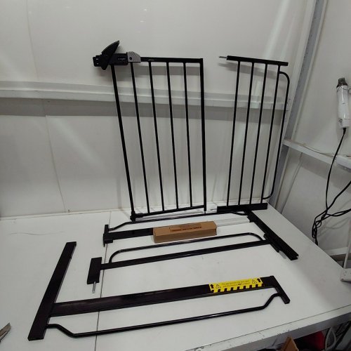REGALO EASY STEP EXTRA WIDE METAL SAFETY GATE - 30" X 29" - 49" - BLACK (MODEL: 1164EB) image 2