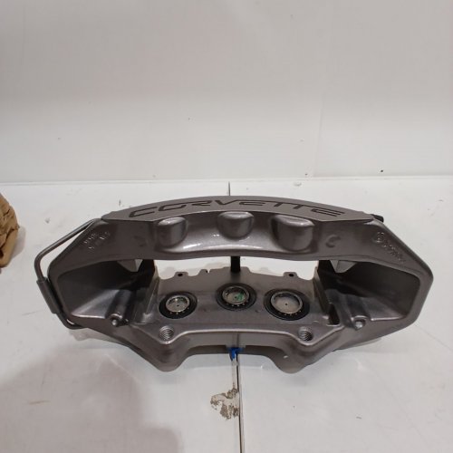 BREMBO DISC BRAKE CALIPER - FOR 2011 - 2013 CHEVROLET CORVETTE - (MODEL: 20999157) image 3
