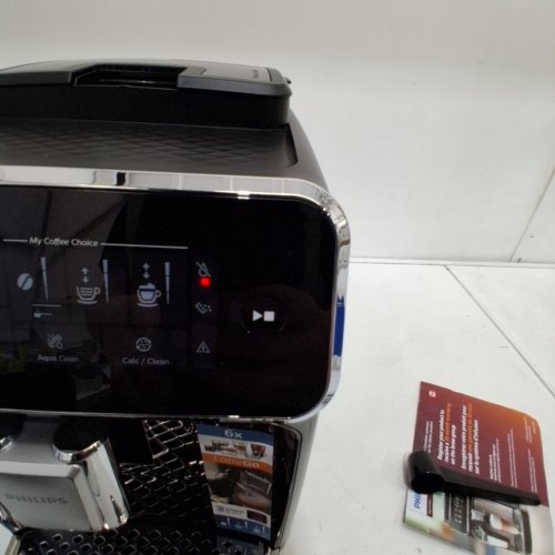 PHILIPS 3300 SERIES FULLY AUTOMATIC ESPRESSO MACHINE WITH LATTEGO MILK SYSTEM AND INTEGRATED GRINDER - GLOSSY BLACK (MODEL:EP3341/50) image 2
