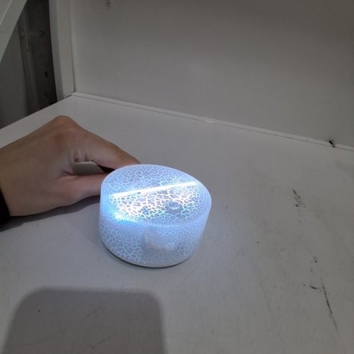 LCFHOME 3D ILLUSION LAMP - EDMONTON OILERS - 6.5" - CRACKED WHITE (MODEL: 3398) image 2