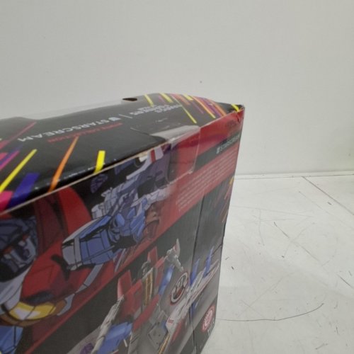 HASBRO TRANSFORMERS STUDIO SERIES MTMTE COLLECTION STARSCREAM ACTION FIGURE - 7" (MODEL: G2248) image 3