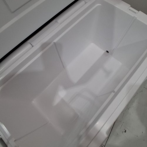 YETI TUNDRA 65 COOLER WITH PERMAFROST INSULATION AND HOLDS UP TO 42 CANS WHITE (MODEL: YT65W ) image 7