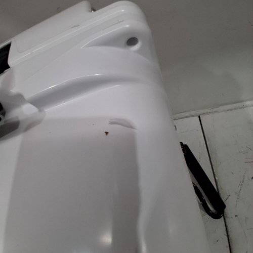 YETI TUNDRA 65 COOLER WITH PERMAFROST INSULATION AND HOLDS UP TO 42 CANS WHITE (MODEL: YT65W ) image 12