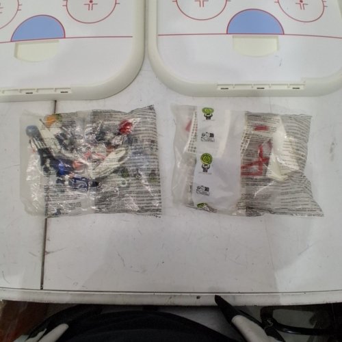 91PC PLAYMOBIL NHL HOCKEY ARENA PLAYSET (MODEL: 71981) image 4