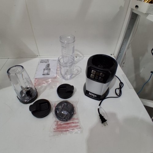 NINJA NUTRI NINJA AUTO-IQ PERSONAL BLENDER - 1000W - 22OZ - BLACK/SILVER (MODEL: BL480C) image 3