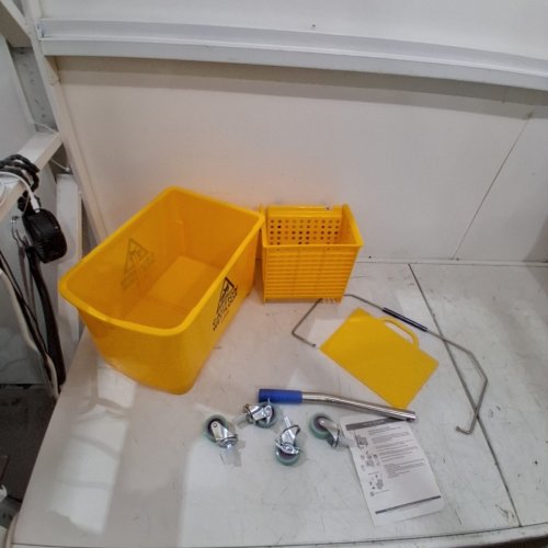 MIND READER PROFESSIONAL COMMERCIAL WRINGER MOP BUCKET - 20L - YELLOW (MODEL: MOPT20-YLW) image 2