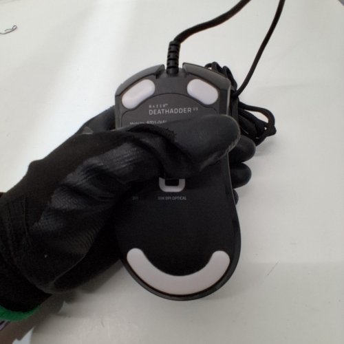 RAZER DEATHADDER V3 WIRED GAMING MOUSE PRO 30K OPTICAL SENSOR, ULTRA LIGHTWEIGHT 59G, FAST OPTICAL SWITCHES, 6 PROGRAMMABLE BUTTONS, ERGONOMIC, SPEEDFLEX CABLE - BLACK (MODEL: RZ01-0464) image 5