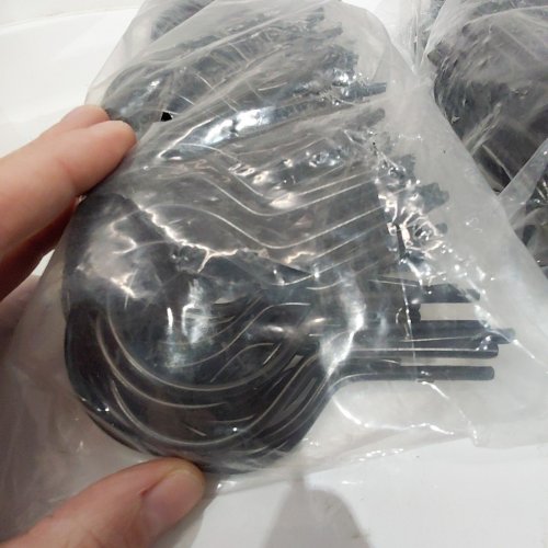 ~200PK EZ TWIST PREFORMED STEEL WIRE FENCE TIES - 8 GAGE - BLACK image 3