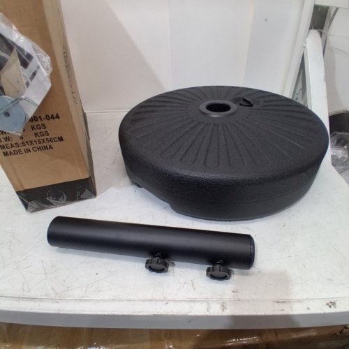 JEARY WATER FILLED PATIO UMBRELLA STAND - 81.5LBS MAX - BLACK (MODEL: A091-004-001-044) image 2