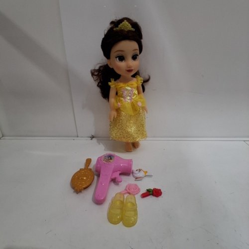 JAKKS DISNEY PRINCESS GET READY WITH ME BELLE DOLL WITH ACCESSORIES - YELLOW (MODEL: 1784991) image 2