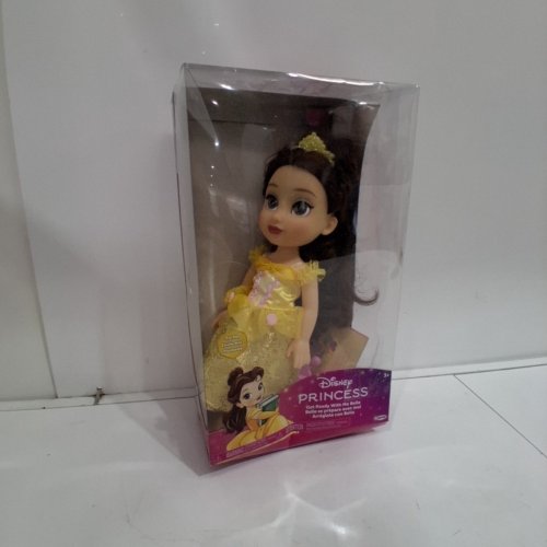 JAKKS DISNEY PRINCESS GET READY WITH ME BELLE DOLL WITH ACCESSORIES - YELLOW (MODEL: 1784991) image 3