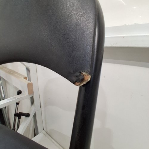 GSC VINYL FOLDING CHAIR - 17" X 17" X 31" - BLACK (MODEL: CHFC1936) image 5