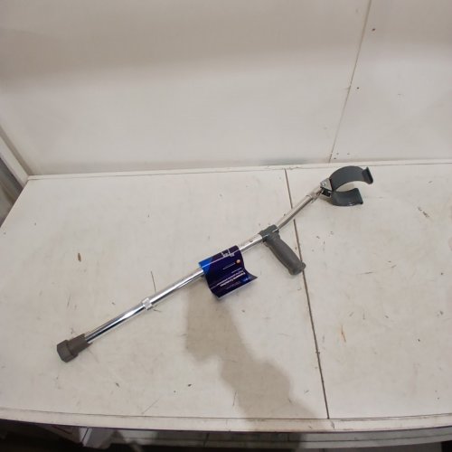 MEDLINE ALUMINUM FOREARM CRUTCH - 250LB - (MODEL:MDS805161) image 2