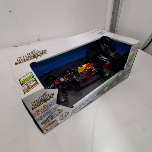 MAISTO TECH RC REMOTE CONTROL CAR WITH PISTOL GRIP CONTROLS - 1:24 SCALE - ASTON MARTIN RED BULL RACING RB15 (MODEL: 82351) image 3