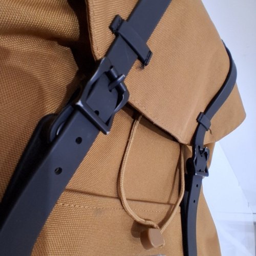 HERSCHEL SUPPLY CO. RETREAT BACKPACK WITH DRAWSTRING AND MAGNETIC CLOSURES - 15" - TAN image 5