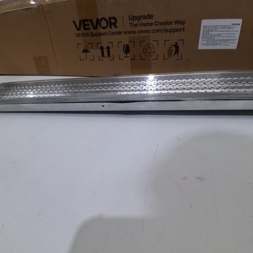 8PK HEAVY DUTY ALUMINUM GUTTER GUARD - 48" X 5" SILVER (MODEL: JQ-TG01) image 4