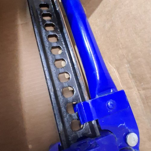 GARVEE 48" RATCHETING OFF ROAD UTILITY FARM JACK - 3 TON/6000 LB CAPACITY - (BLUE) image 4