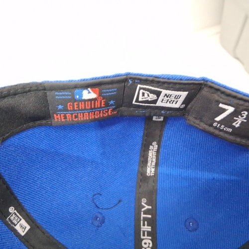 MEN'S NEW ERA MLB TORONTO BLUE JAYS FITTED BASEBALL CAP - 7 3/4 (61.5CM) - BLUE AND WHITE image 4