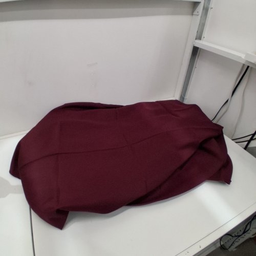 PALETTE BY GEE DI MODA ROUND HEAVY DUTY WASHABLE TABLECLOTH - 90" - BURGUNDY image 3