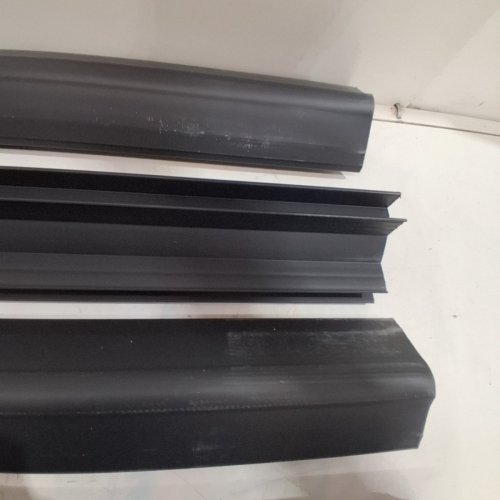 4PK DOOR BOTTOM SEAL WITH VINYL FINS - 31" - BLACK image 4
