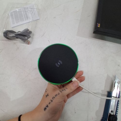 BORNE WIRELESS CHARGING PAD - 15W - BLACK image 2