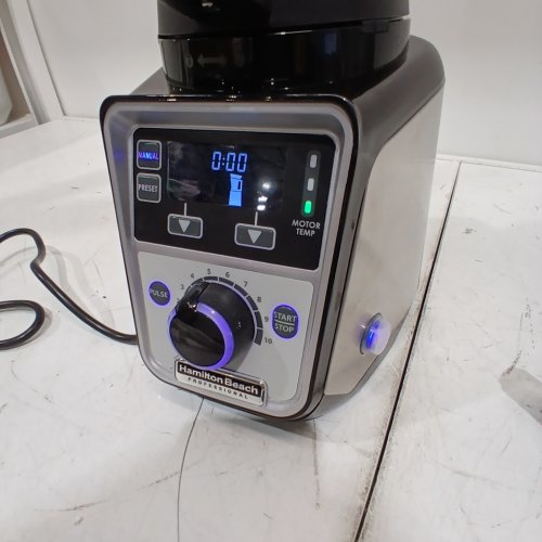 HAMILTON BEACH MULTI-FUNCTION PROFESSIONAL JUICER AND MIXER - 2.2HP MOTOR/120V - STAINLESS STEEL/BLACK (MODEL: 58770) image 2