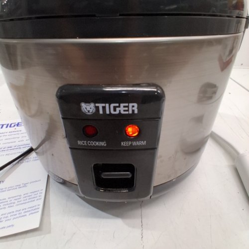 TIGER RICE COOKER/WARMER - 3 CUPS, 120 V, 305W - STAINLESS STEEL / BLACK (MODEL: JNP-S55U) image 2