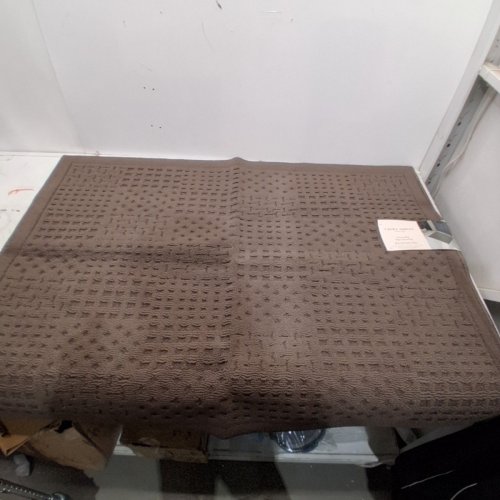 LAURA ASHLEY ACCENT RUG WITH NON-SLIP BASE, MACHINE WASHABLE - 36" X 47" - BROWN (MODEL: 6645321) image 2