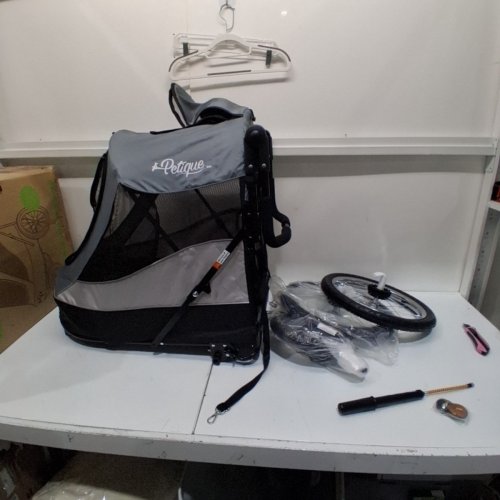 PETIQUE BREEZE JOGGER VENTILATED PET STROLLER - FOR MEDIUM PETS - 25" X 37" X 39.5" - GREY / BLACK image 2