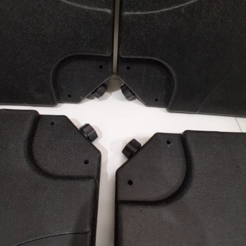 4PC SQUARE SHAPED UMBRELLA BASE - BLACK image 4