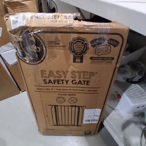 REGALO EASY STEP SAFETY GATE - 29"- 38.5" - WHITE (MODEL : 1160-DS) image 3