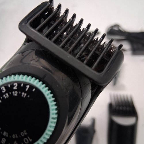 BRAUN ALL-IN-ONE STYLE 6-IN-1 TRIMMERS FOR BEARD/EAR/NOSE/HAIR - 40 LENGTH SETTINGS - BLACK (MODEL: 5516) image 4