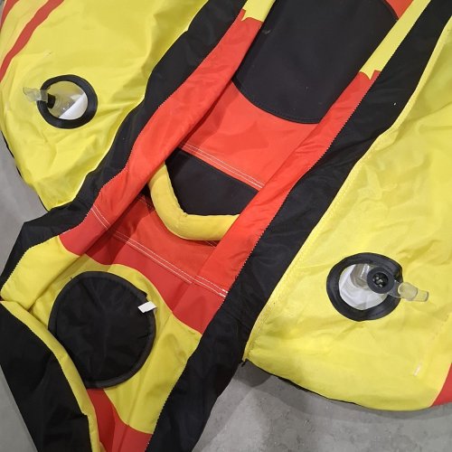 VEVOR INFLATABLE TOWABLE BOAT TUBE - 2 PERSON, 340 LBS - YELLOW / RED - (MODEL: SS-1007) image 4